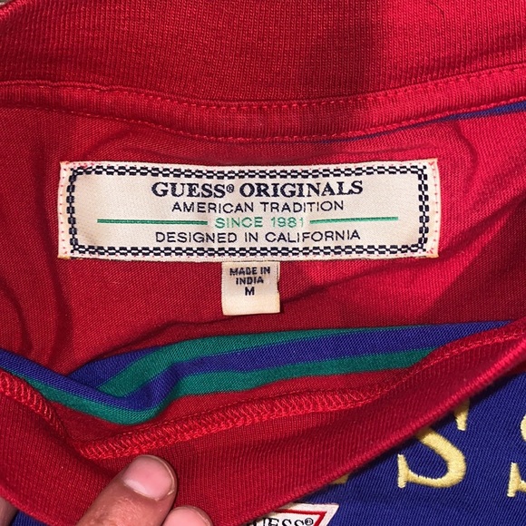 Guess Original Tee - Picture 4 of 4